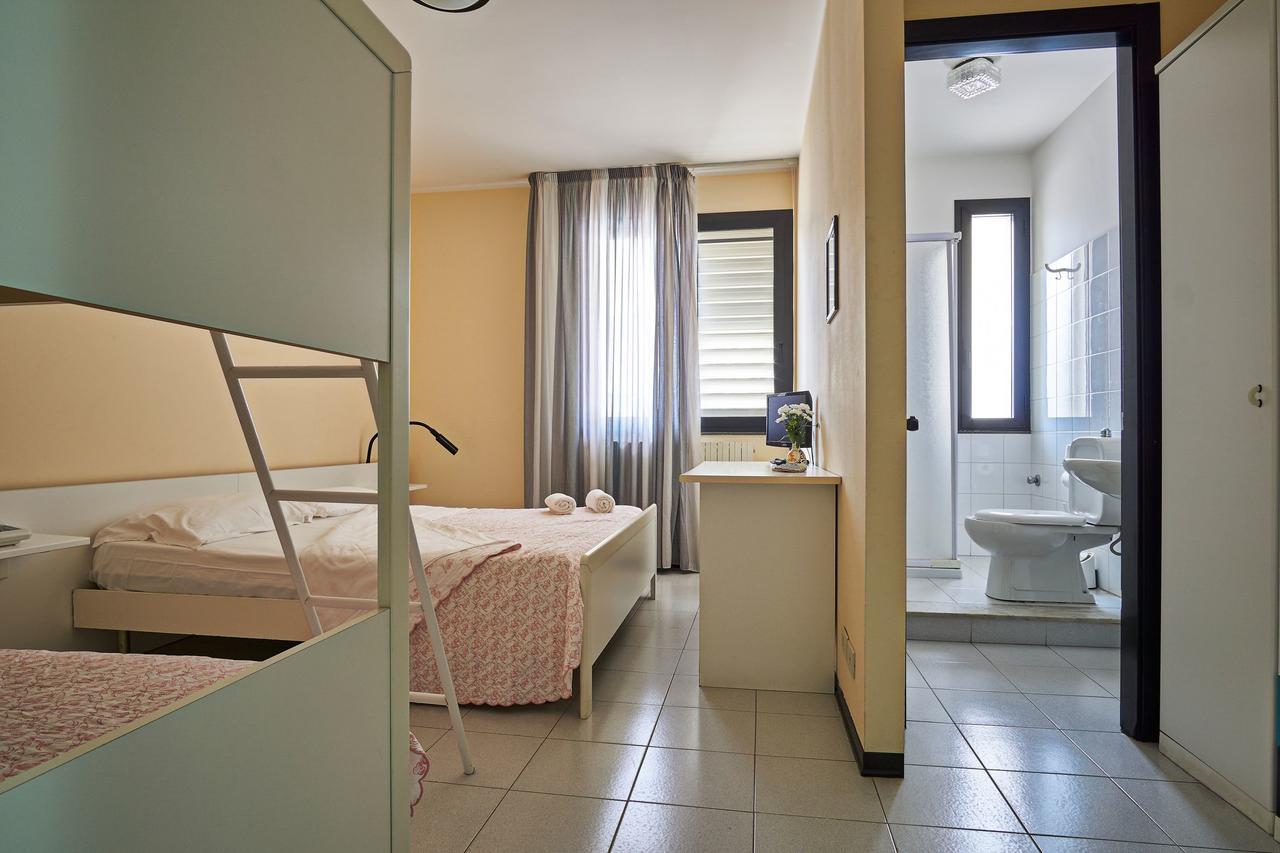 Hotel Mazzurco Cesaro Bagian luar foto