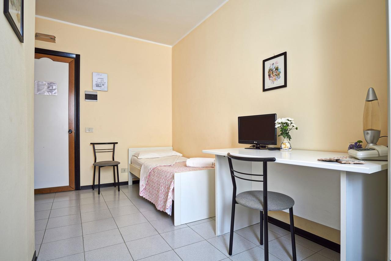 Hotel Mazzurco Cesaro Bagian luar foto